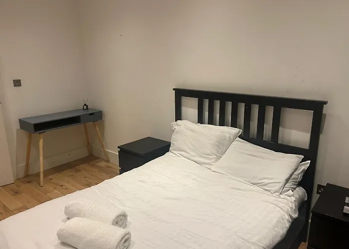Hyde Park Studio Apartments